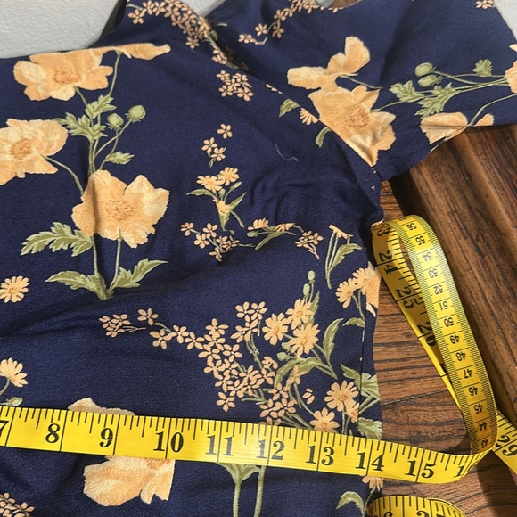 Reformation Stevi Midi Dress open back - Picture 9 of 13